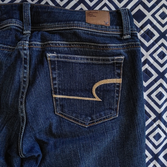 AEO Dark Slim Boot Cut Stretch Jean 2 Short - Picture 4 of 9